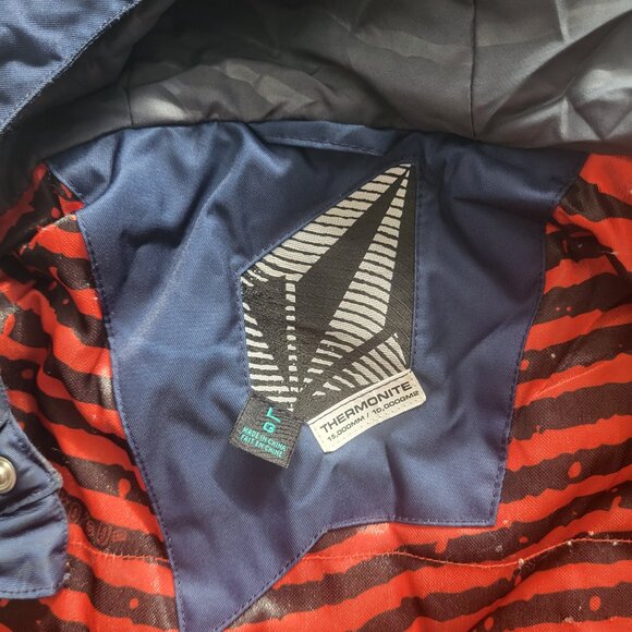 Volcom Snowboard Jacket - Picture 4 of 5